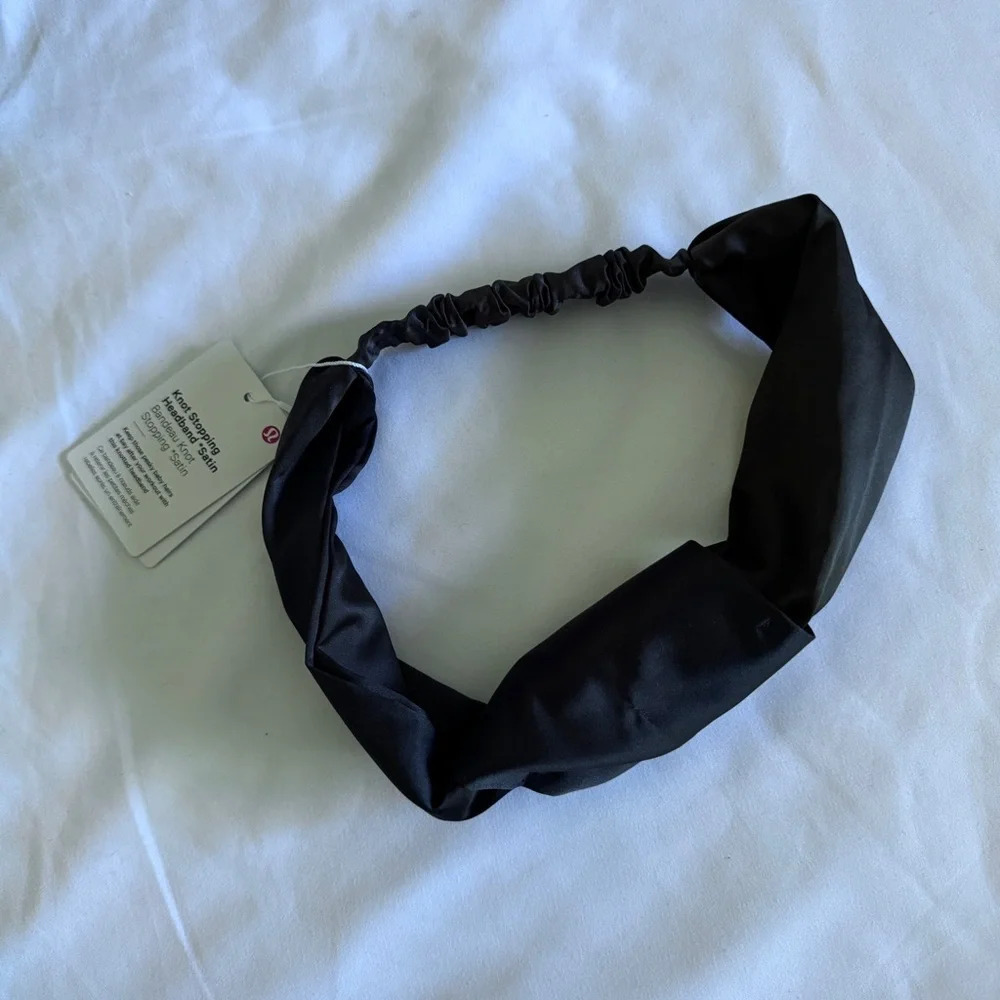 🆕🖤 Lululemon Knot Stopping Headband Satin - Graphite Grey